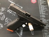 GLOCK glock 22 gen 4 .40 S&W - 3 of 3