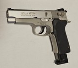 SMITH & WESSON 910S 9MM LUGER (9x19 PARA) - 3 of 3