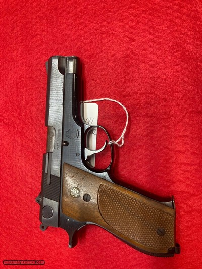 SMITH & WESSON 39-2 9MM LUGER (9x19 PARA)