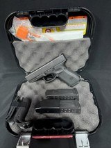 GLOCK G23 GEN 4 .40 S&W - 3 of 3