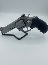 TAURUS TRACKER 627 .357 MAG - 1 of 3