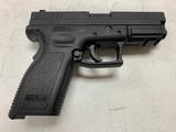 SPRINGFIELD ARMORY XD-40 .40 S&W - 1 of 3