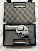 TAURUS 44 TRACKER .44 MAGNUM