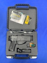 SIG SAUER SP2022 9MM LUGER (9x19 PARA)