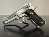SMITH & WESSON 659 STAINLESS
9MM LUGER (9x19 PARA)