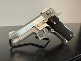 SMITH & WESSON 659 STAINLESS
9MM LUGER (9x19 PARA) - 2 of 3