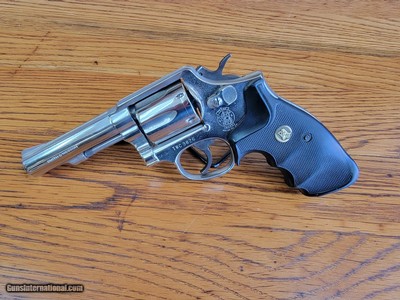 SMITH & WESSON MODEL 10 .38 SPL
