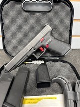 GLOCK G40 GEN 4 MOS 10MM - 2 of 3