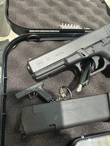 GLOCK G22 .40 S&W - 3 of 3