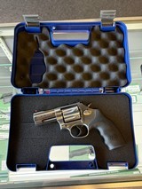 SMITH & WESSON 686 PLUS .357 MAG - 3 of 3