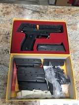 SIG SAUER P226 9MM LUGER (9X19 PARA)