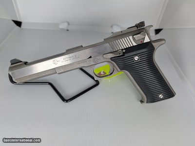 AMT automag II .22 WMR