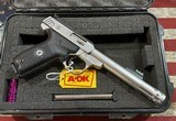 SMITH & WESSON SW22 VICTORY .22LR/.22MAG - 2 of 2