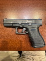 GLOCK G23 .40 S&W - 1 of 3