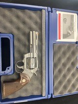 COLT PYTHON .357 MAG
