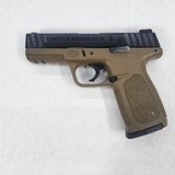SMITH & WESSON SD40 .40 S&W - 1 of 3