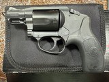 SMITH & WESSON BODYGUARD .38 SPL - 2 of 2
