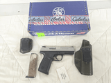 SMITH & WESSON SDVE w/2 Mags, 2 Holsters, Original Box .40 S&W