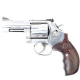 SMITH & WESSON 686-6 PLUS DELUXE .357 MAG - 1 of 3