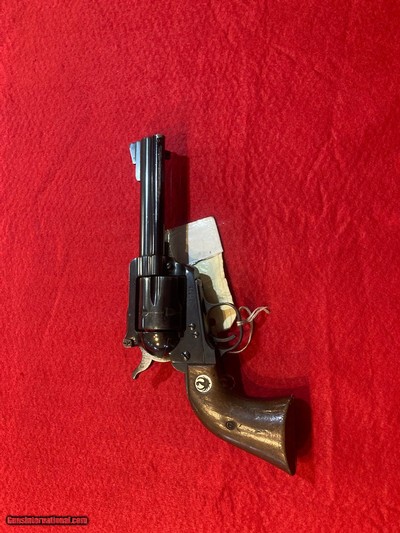 RUGER BLACKHAWK .357 MAG