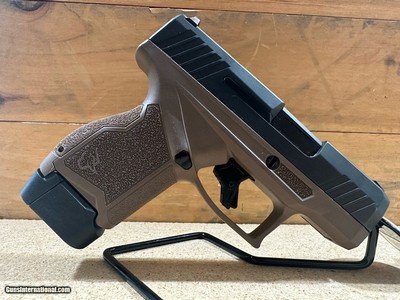 TAURUS GX4 9MM LUGER (9X19 PARA)