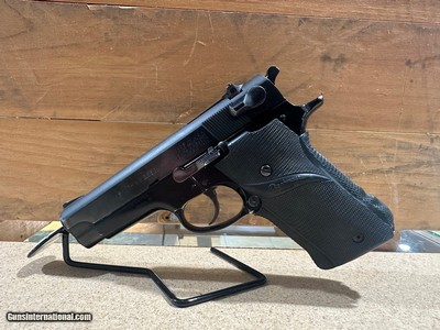 SMITH & WESSON 59 9MM LUGER (9X19 PARA)