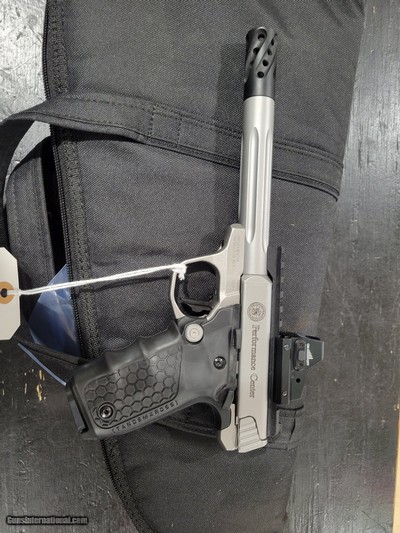 SMITH & WESSON SW22 VICTORY .22 LR