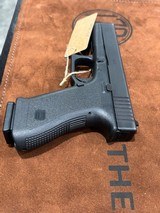 GLOCK G17 GEN 1 9MM LUGER (9x19 PARA) - 2 of 3