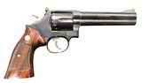 SMITH & WESSON 586 .357 mag - 2 of 3