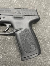 SMITH & WESSON SD40 .40 S&W - 3 of 3