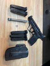 SMITH & WESSON M&P40 PRO WITH C.O.R.E .40 S&W - 3 of 3