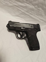 SMITH & WESSON M&P 9 SHIELD PLUS 9MM LUGER (9x19 PARA) - 1 of 3