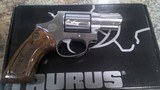 TAURUS M85 .38 SPL - 2 of 3