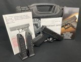 GLOCK 23 Gen 2 .40 S&W - 1 of 3