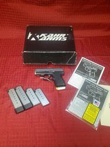 KAHR ARMS CM9 9MM 9MM LUGER (9x19 PARA) - 1 of 2