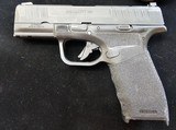 SPRINGFIELD ARMORY HELLCAT PRO OSP 9MM LUGER (9x19 PARA) - 1 of 3