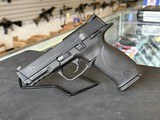 SMITH & WESSON M&P22 12 ROUND THREADED BARREL .22 LR - 2 of 3