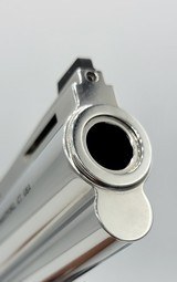 COLT ANACONDA
.44 MAGNUM - 2 of 3