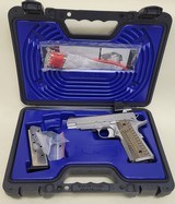 DAN WESSON SPECIALIST COMMANDER 45 ACP .45 ACP - 1 of 3