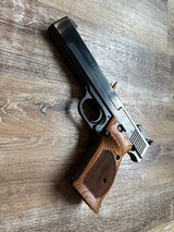 SMITH & WESSON MODEL 41 .22 LONG - 1 of 3