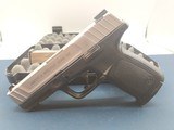 SMITH & WESSON SD40 VE .40 S&W - 2 of 3