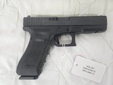 GLOCK G22 Gen4 w/Original Hard Case, 3 Mags, Backstrap, Lock .40 S&W - 2 of 3