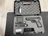 SMITH & WESSON M&P9 9MM LUGER (9x19 PARA) - 1 of 3