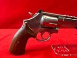 SMITH & WESSON 647 .17 HMR - 2 of 3