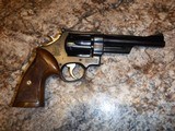 SMITH & WESSON 28-2 highway patrolman .357 MAG - 2 of 3