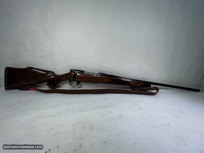 WEATHERBY VANGUARD .300 WBY MAG