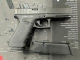 GLOCK G22 .40 S&W - 1 of 2