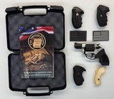 CHARTER ARMS PATHFINDER LITE .22 WMR