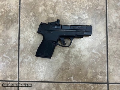 SMITH & WESSON Shield Plus Preformance Center 9MM LUGER (9x19 PARA)