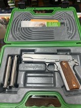 REMINGTON 1911 R1 STAINLESS .45 ACP - 1 of 3